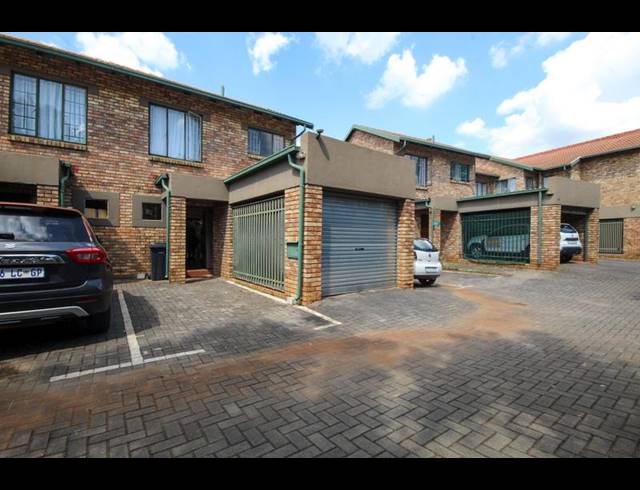 2 BEDROOM DUPLEX FOR SALE IN HENNOPSPARK